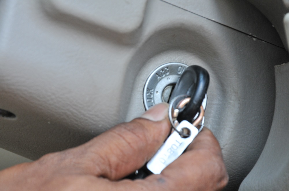 Vehicle GPS Tracker Installation Guide Guideline for Vehicle GPS